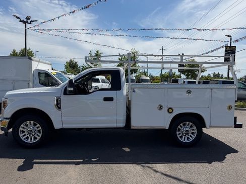 Used 2019 Ford F250 XL w/ STX Appearance Package RWD image 5