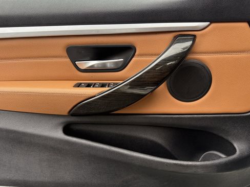 Used 2018 BMW 430i Convertible image 39