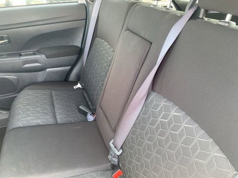 Used 2025 Mitsubishi Outlander Sport ES image 15