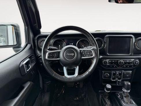 Used 2021 Jeep Wrangler Unlimited Sahara image 12