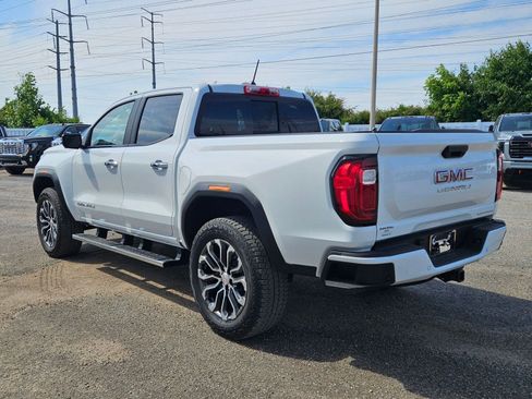 Used 2026 GMC Canyon Denali AWD/4WD image 3