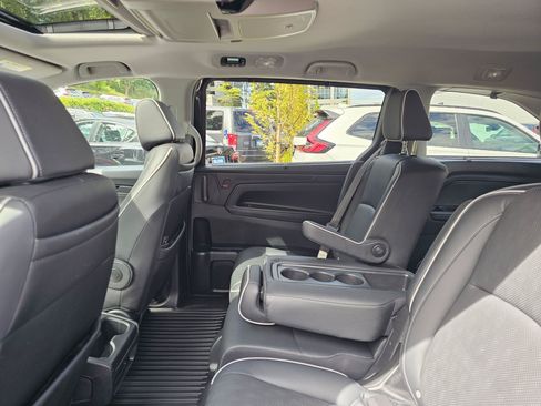 Used 2023 Honda Odyssey Elite image 19