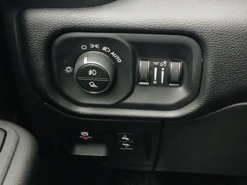 New 2026 RAM 1500 Lone Star image 12