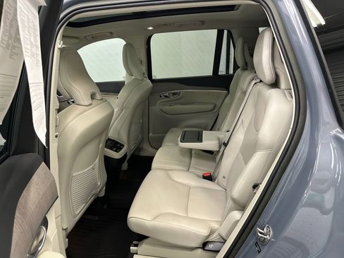 Used 2023 Volvo XC90 B5 Plus AWD/4WD image 24