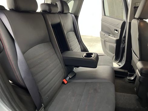 Used 2025 Mitsubishi Outlander Sport AWD image 15