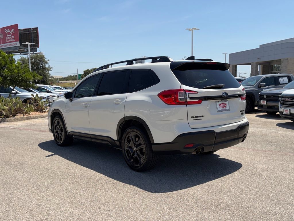 Used 2023 Subaru Ascent Onyx Edition AWD/4WD image 6