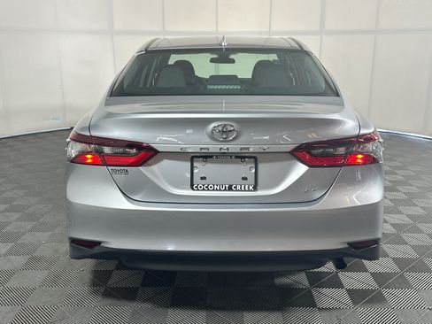 Used 2023 Toyota Camry LE FWD image 4