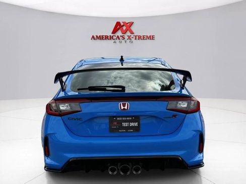 Used 2023 Honda Civic Type R image 5