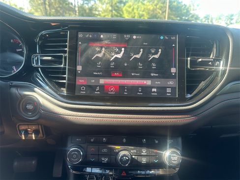 Used 2024 Dodge Durango GT image 21