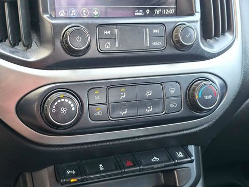 Used 2020 Chevrolet Colorado LT w/ Safety Package image 19