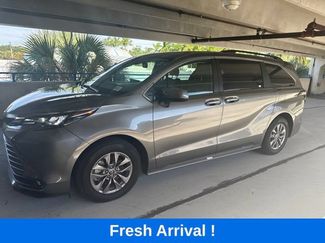 Used 2026 Toyota Sienna XLE FWD video 1