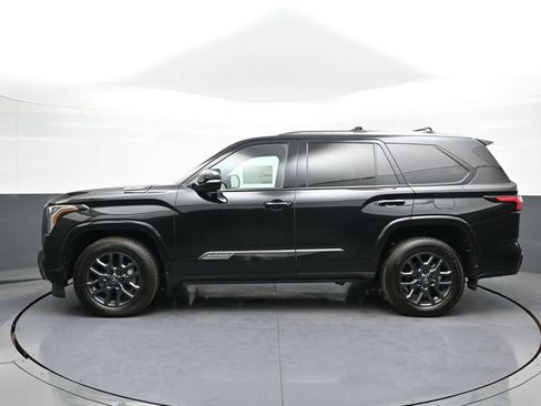 New 2025 Toyota Sequoia Platinum image 9