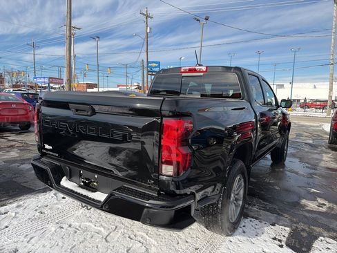 Used 2024 Chevrolet Colorado LT w/ LT Convenience Package II image 7