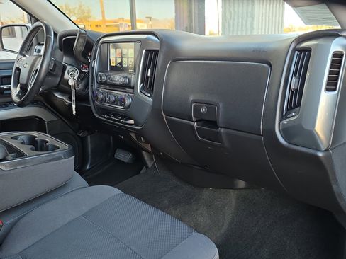 Used 2018 Chevrolet Silverado 1500 LT w/ All Star Edition image 30