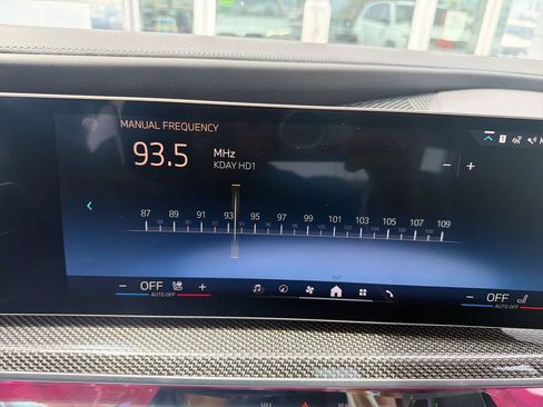 Used 2023 BMW 740i RWD image 12