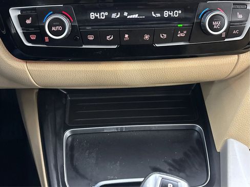 Used 2018 BMW 320i xDrive Sedan w/ Convenience Package image 37