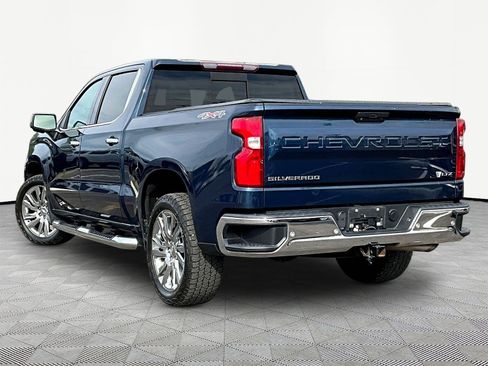 Used 2020 Chevrolet Silverado 1500 LTZ w/ LTZ Premium Package AWD/4WD image 10