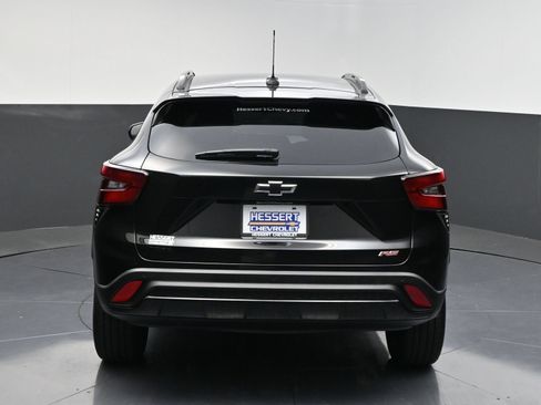 Certified 2026 Chevrolet Trax RS w/ Driver Confidence Package FWD image 6