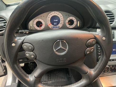 Used 2005 Mercedes-Benz CLK 55 AMG Cabriolet image 29