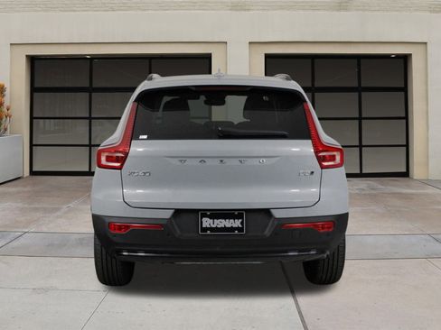 New 2026 Volvo XC40 B5 Plus w/ Protection Package Premier image 4