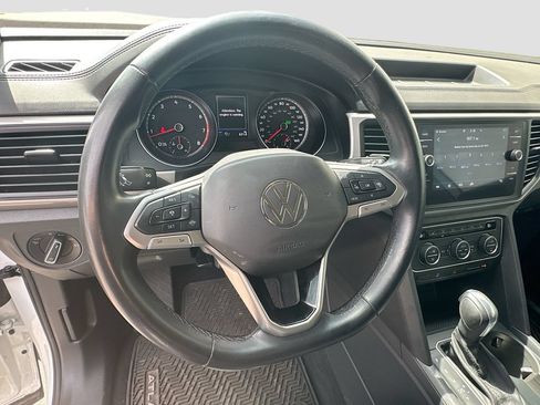 Used 2021 Volkswagen Atlas SE w/ Towing Package AWD/4WD image 11
