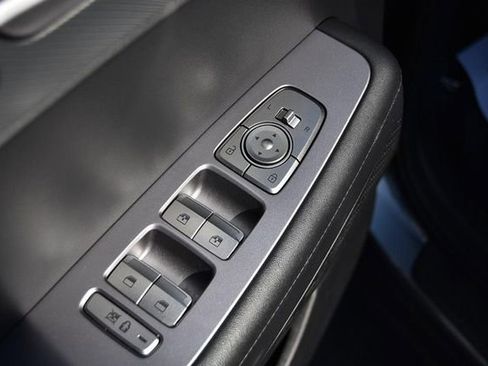 Used 2024 Hyundai Palisade SE image 8