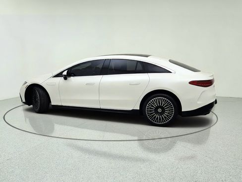 Certified 2023 Mercedes-Benz EQS 580 4MATIC Sedan image 13