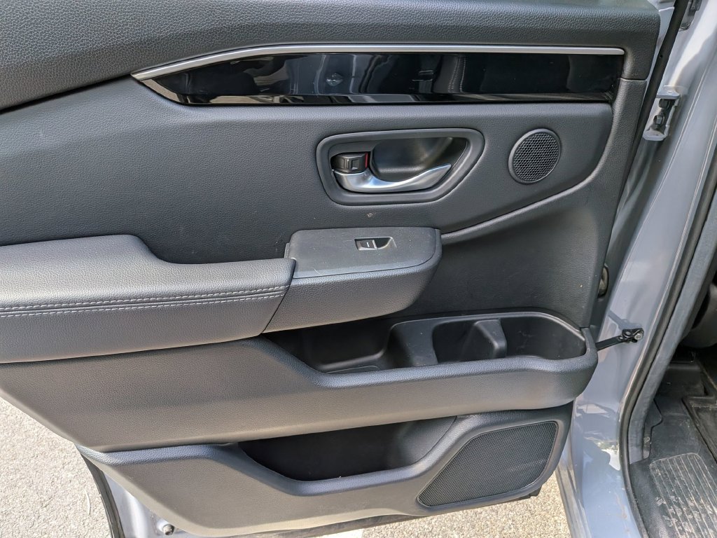 Used 2025 Honda Pilot Touring image 28
