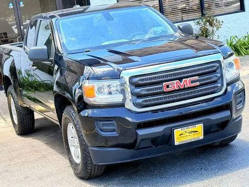Used 2016 GMC Canyon W/T w/ Convenience Package RWD image 3