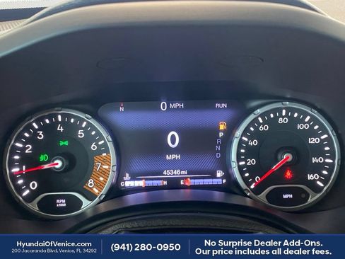 Used 2021 Jeep Renegade Latitude FWD image 36
