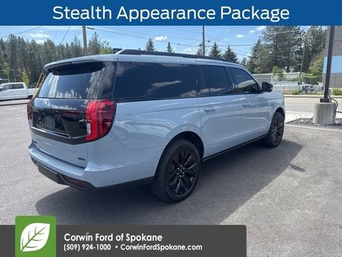 Used 2025 Ford Expedition Max Platinum w/ Stealth Appearance Package AWD/4WD image 7
