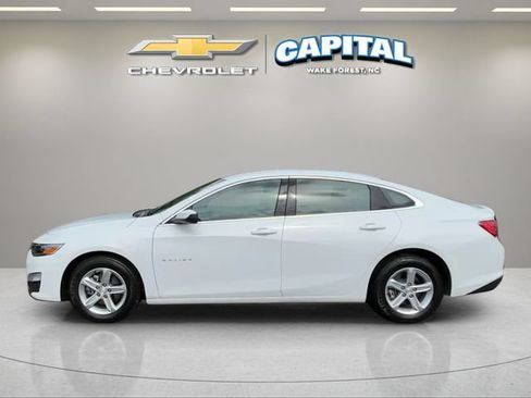 Used 2024 Chevrolet Malibu LS w/ Driver Confidence Package FWD image 2