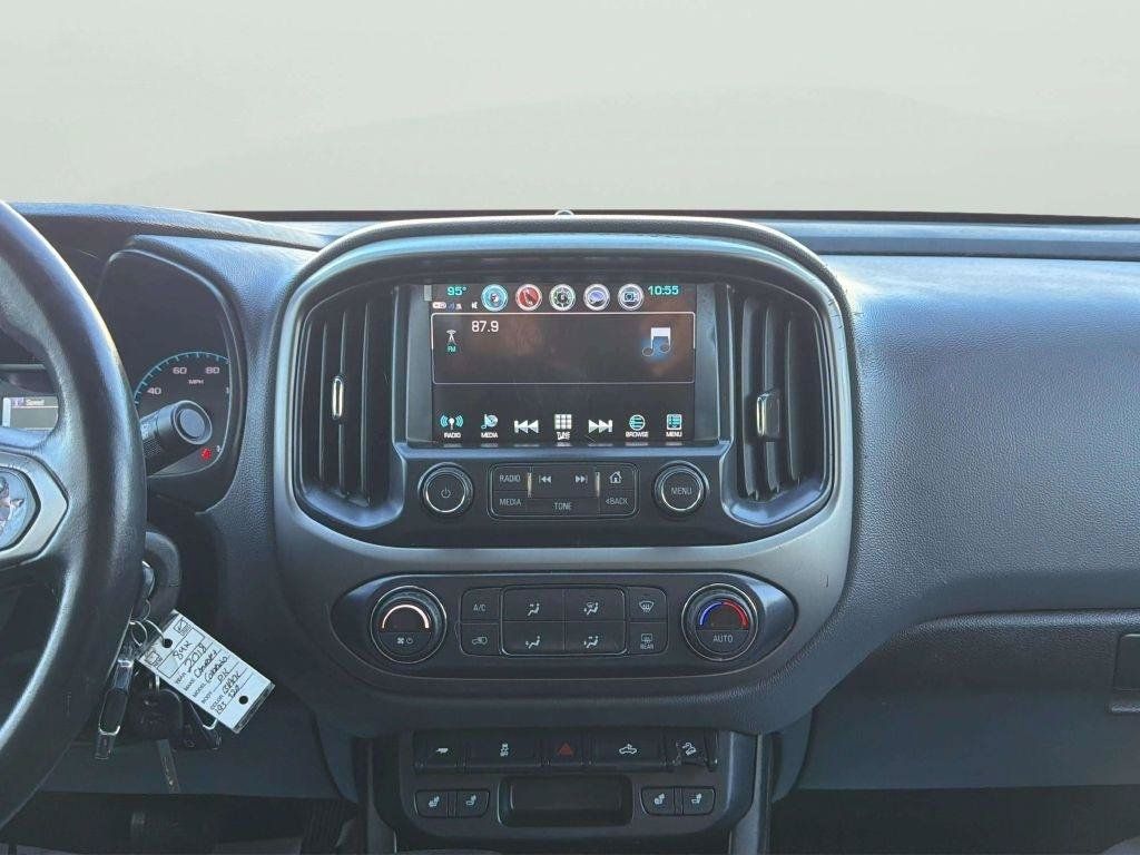 Used 2018 Chevrolet Colorado Z71 w/ Z71 Midnight Edition AWD/4WD image 17