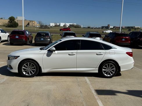 Certified 2021 Honda Accord LX image 2