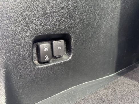 Used 2022 Ford Edge SEL image 39