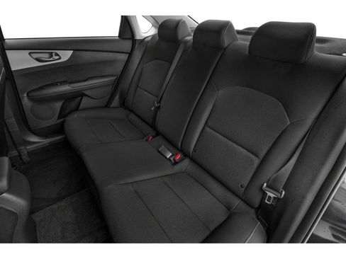 Certified 2023 Kia Forte LXS FWD image 9