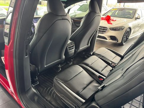Used 2020 Tesla Model X image 19