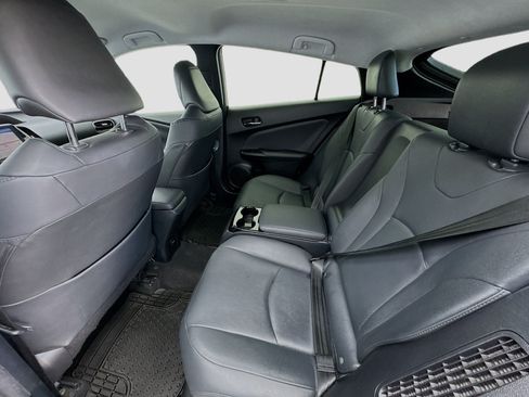 Used 2019 Toyota Prius Prime Advanced w/ Carpet Mat Package FWD image 15