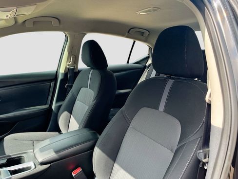 Used 2024 Nissan Sentra SV image 19