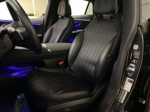 Used 2023 Mercedes-Benz EQS 580 4MATIC Sedan image 65