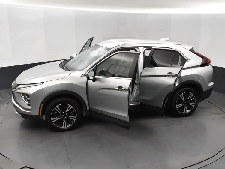 Used 2024 Mitsubishi Eclipse Cross SE AWD/4WD image 7