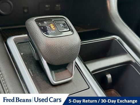 Used 2024 Nissan Pathfinder SL AWD/4WD image 24