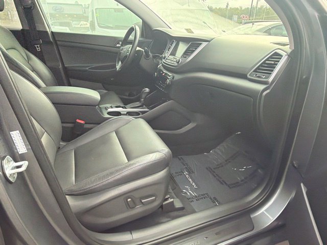 Used 2017 Hyundai Tucson SE Plus AWD/4WD image 8