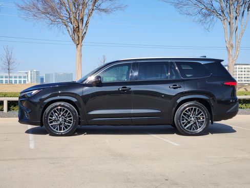 Used 2024 Lexus TX 350 FWD image 3