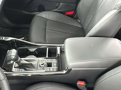 New 2025 Kia Sorento SX image 34