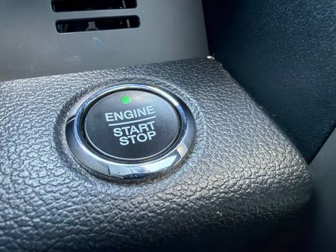 Used 2020 Ford F150 Lariat w/ Equipment Group 502A Luxury AWD/4WD image 36