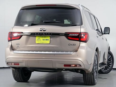Used 2022 INFINITI QX80 Premium Select w/ Cargo Package AWD/4WD image 5