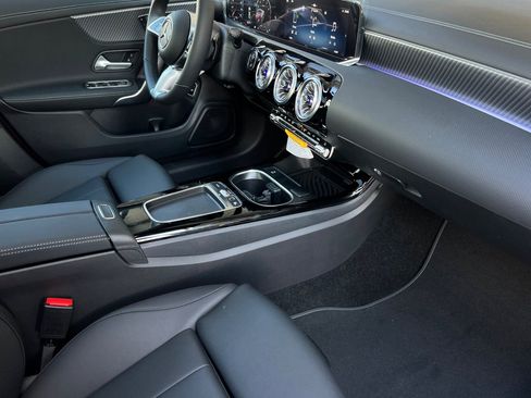 New 2025 Mercedes-Benz CLA 250 image 13