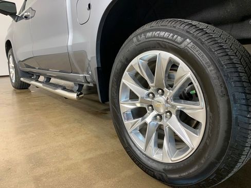 Used 2021 Chevrolet Silverado 1500 LTZ AWD/4WD image 15