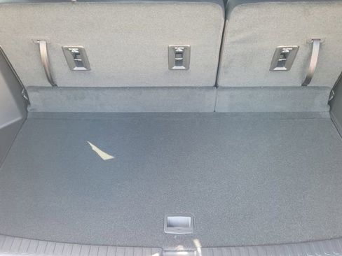 New 2026 Chevrolet Traverse LT image 6